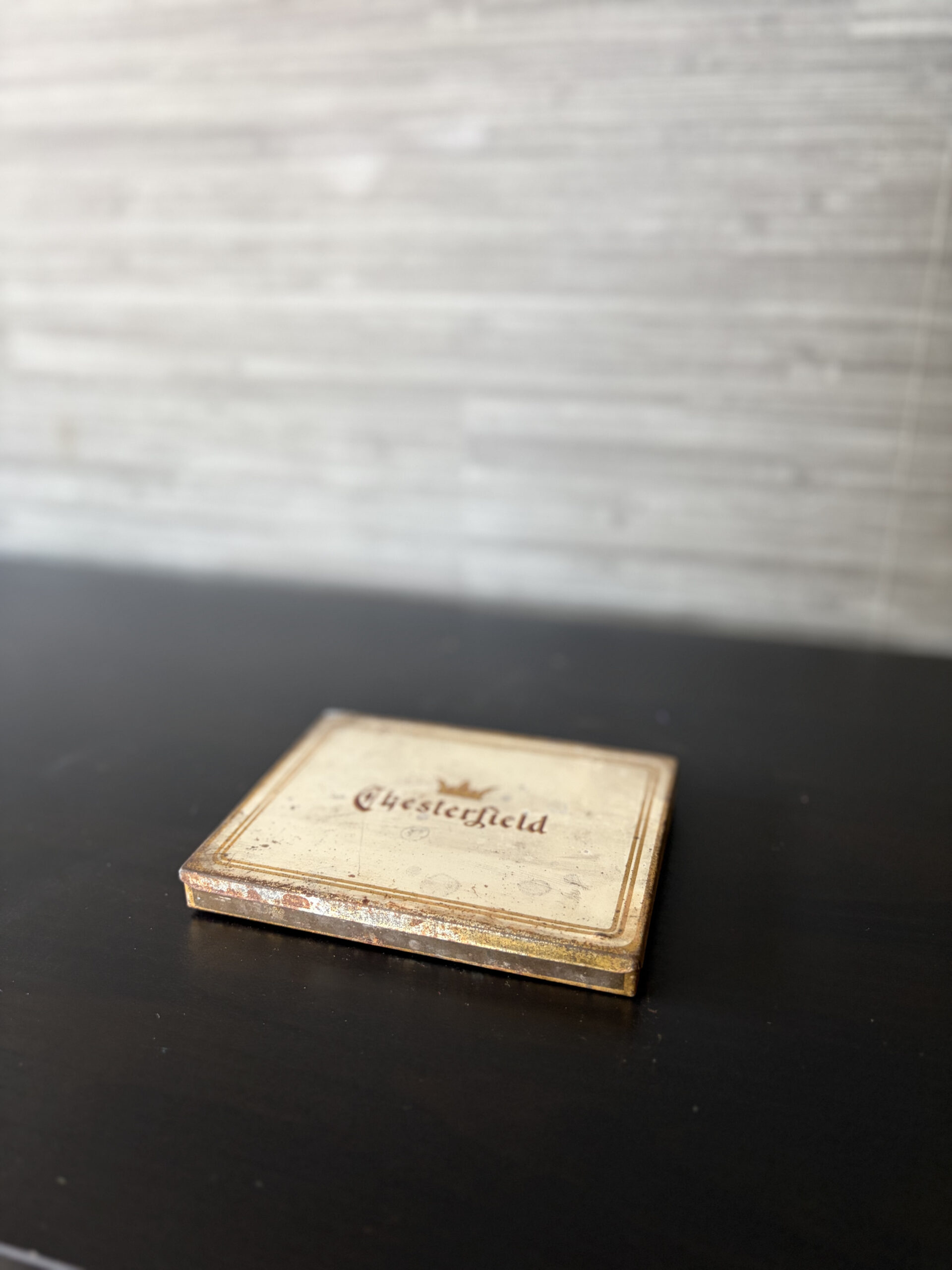 vintage chesterfield cigarette tin 1930s white gold crown tobacco box vintage chesterfield cigarette tin 1930s white gold crown tobacco box