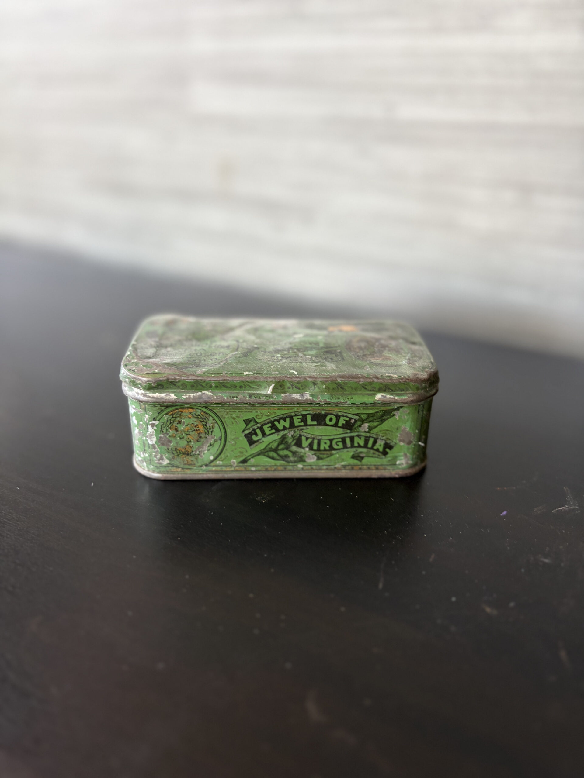 vintage jewel of virginia tobacco tin cameron & cameron cut plug box vintage jewel of virginia tobacco tin cameron & cameron cut plug box