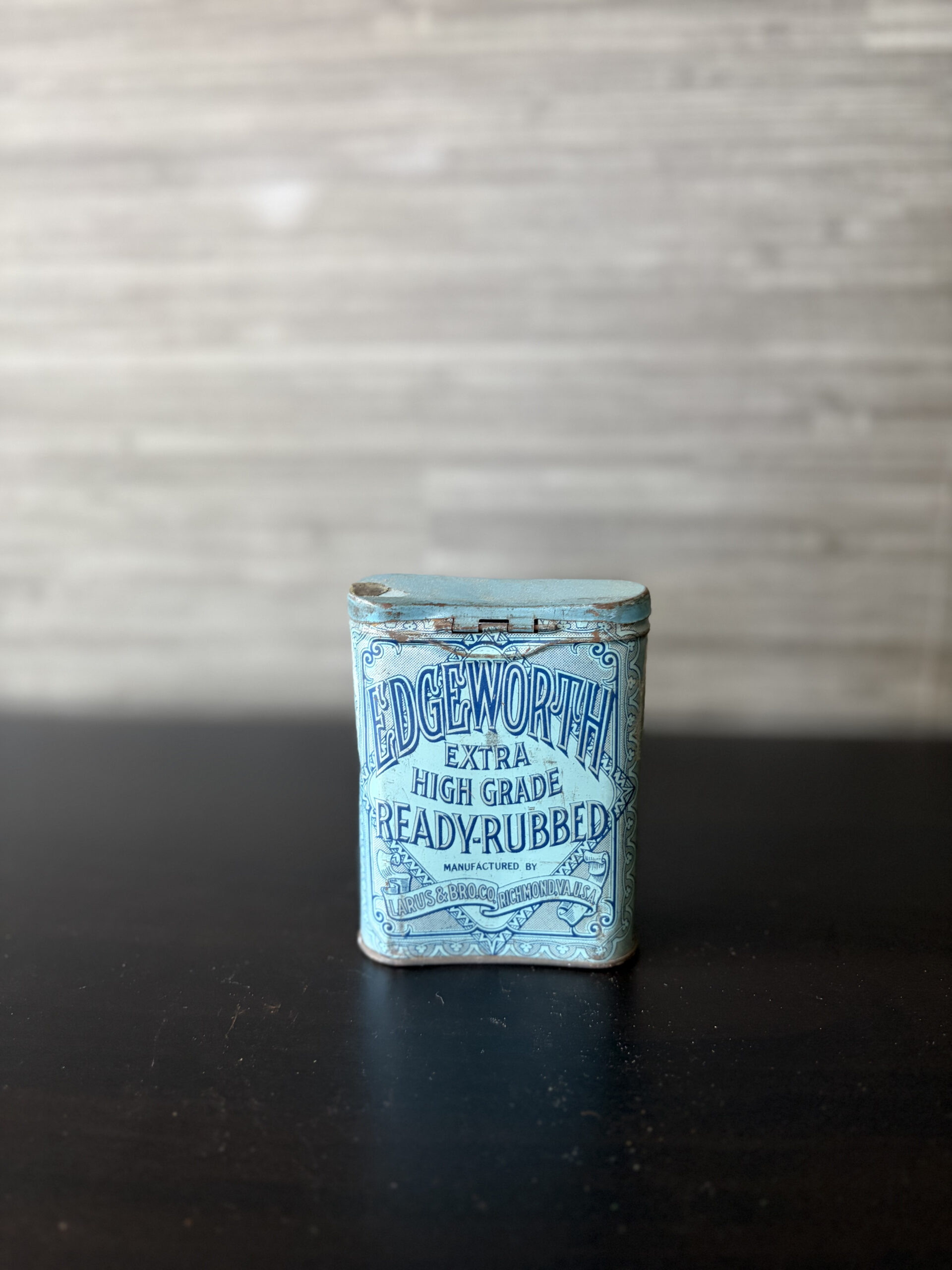vintage edgeworth ready rubbed tobacco tin larus & bro. richmond va vintage edgeworth ready rubbed tobacco tin larus & bro. richmond va