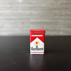 vintage marlboro filter cigarettes red white metal tin case