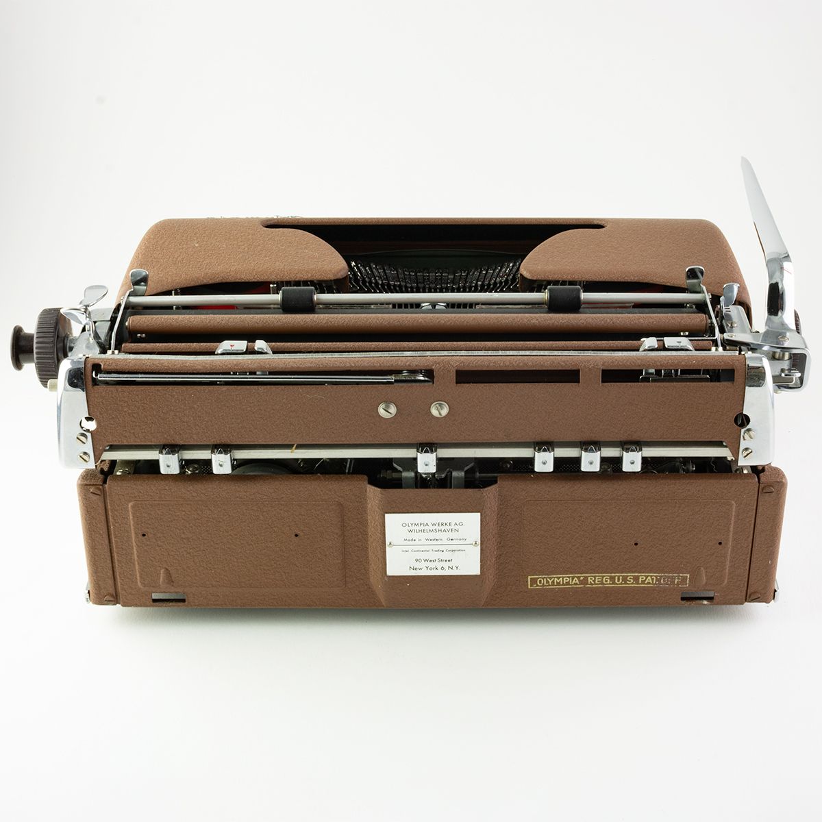 olympia sm 3 brown typewriter (1958) olympia sm 3 brown typewriter (1958)