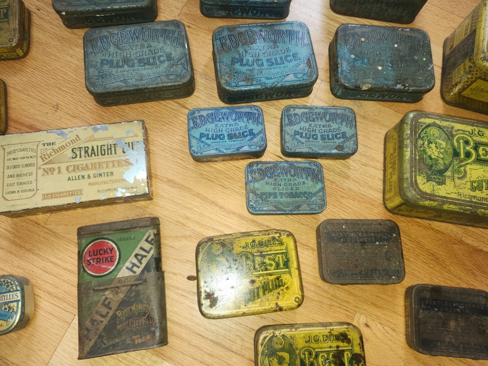 21 vintage empty tobacco tins varying condition, brands & sizes 21 vintage empty tobacco tins varying condition, brands & sizes