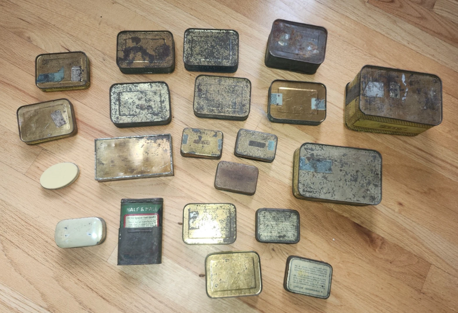 21 vintage empty tobacco tins varying condition, brands & sizes 21 vintage empty tobacco tins varying condition, brands & sizes