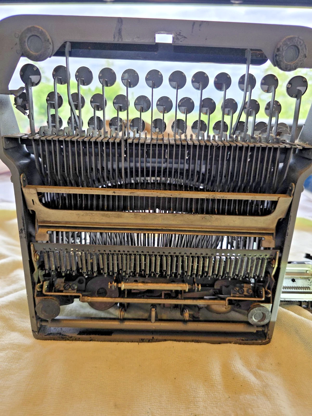 corona 4 gray portable typewriter, 1928, types like a charm. corona 4 gray portable typewriter, 1928, types like a charm.
